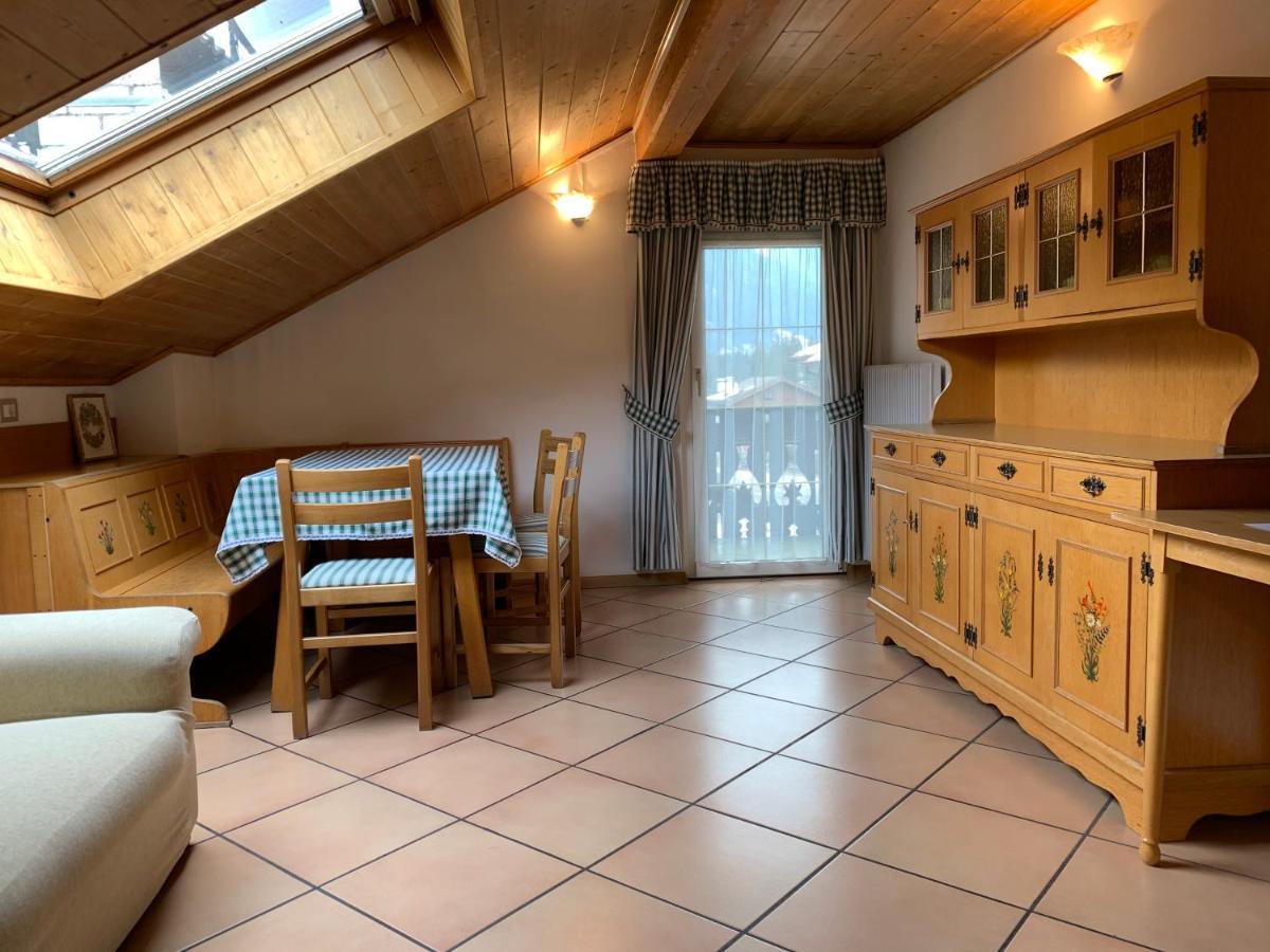 Ladina Apartment Campitello di Fassa