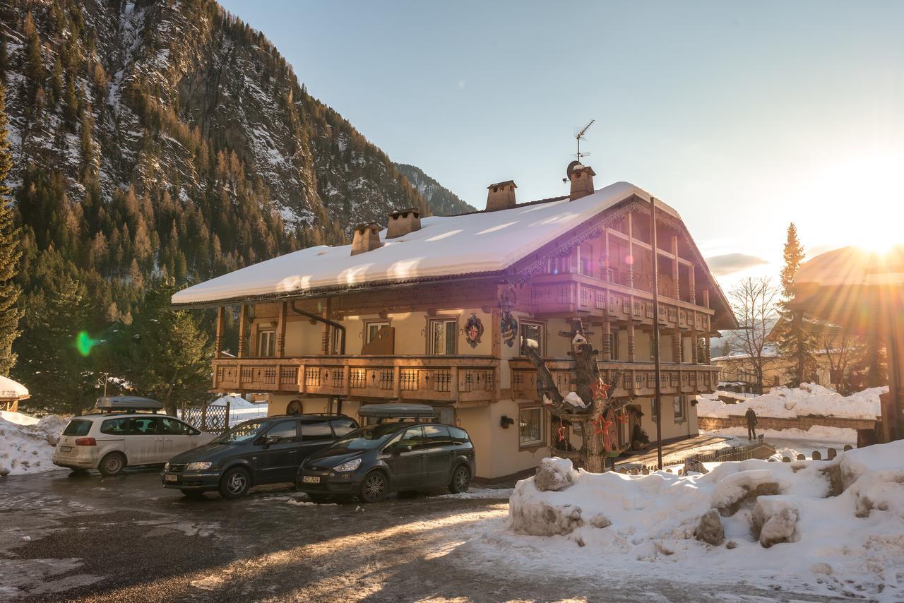 Ladina Apartment Campitello di Fassa