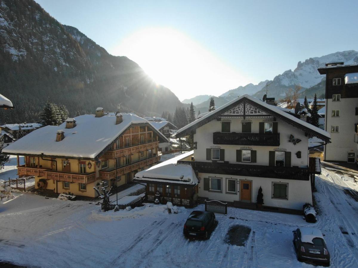 Ladina * Campitello di Fassa